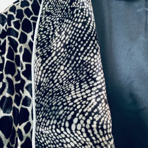 Vintage Victoria's Secret Robe Dressing Gown - Picture 7 of 13